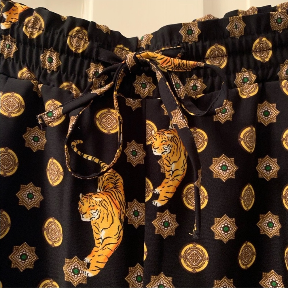 RARE Zara Black and Gold Tiger Joggers - Picture 3 of 6